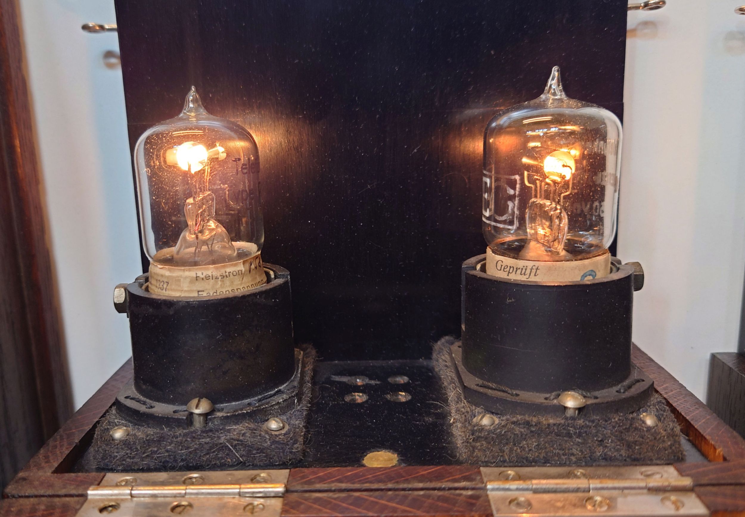 Röhre-Empfänger-Wirtschaftsrundfunk